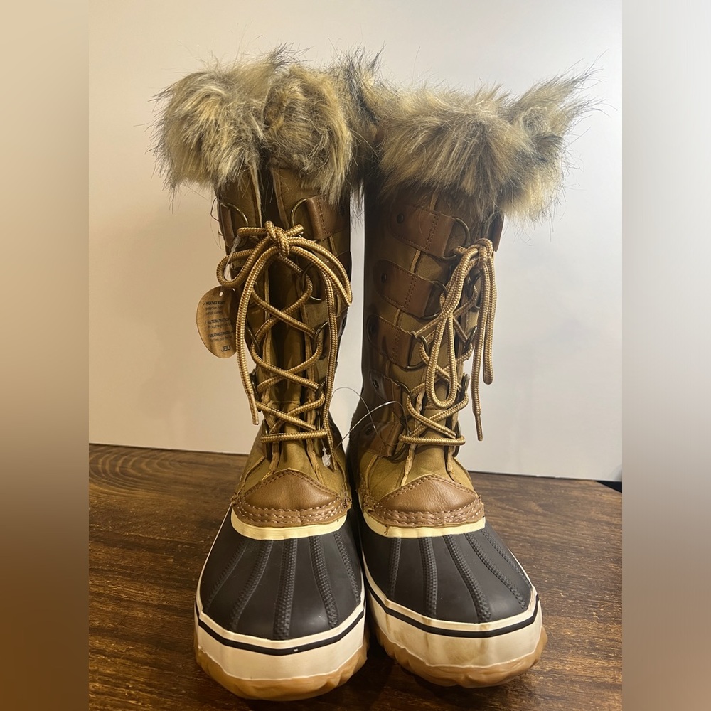 JBU Edith Encore Winter boots. Size 7